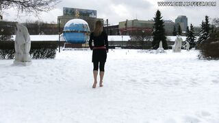 2011-08-04-42-barefoot-dancer-part-2