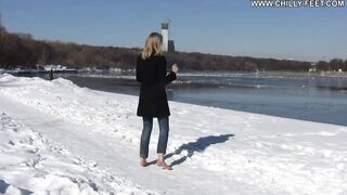 2011-07-02-37-tough-feet-in-snow-part-1