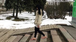 2015-01-08-150-barefoot-in-a-winter-park-part-1