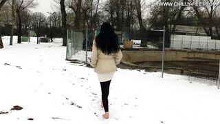 2015-01-08-150-barefoot-in-a-winter-park-part-1