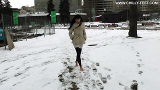 2015-01-08-150-barefoot-in-a-winter-park-part-1