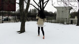 2015-01-08-150-barefoot-in-a-winter-park-part-1