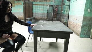 2018-04-13-Stripper-goes-to-wrong-building-part2
