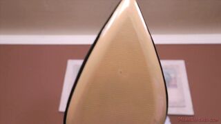 2021-12-03-lauren-phillips-slave-orders-2_1080
