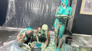 2025-06-22-1325-the-messygirl-vegas-show-2026