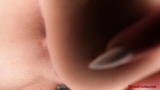 2026-06-24-richelle-ryan-in-your-face-5_4k
