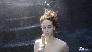 2021-03-18-cadence-lux-dildo-play_1080p