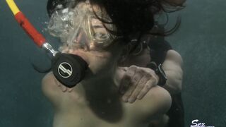 2020-11-22-lets-hooka-up_1080p
