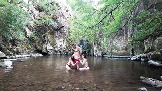 2026-06-21-nyraline-52-years-old-a-fuck-in-the-river_720