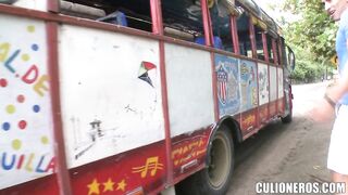 2012-02-11-8884301-follando-en-la-buseta-del-placer_720