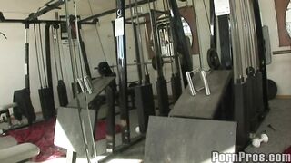 2011-01-16-tight-thai-workout_950
