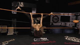 2021-09-20-mean-wrestling-federation-daisy-ducati-vs-fluffy_1080