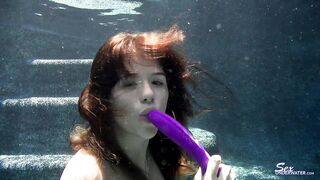 2019-08-30-pussplay-43-isabel-moon_720