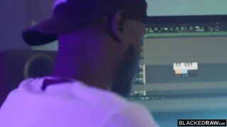 2023-02-03-play-all-night_480P