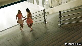 2023-02-22-pair-of-tens_480P