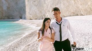2023-03-12-hotel-vixen-episode-10-stefanys-offsite-training_480P