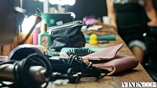2023-08-04-in-vogue-part-4_480P