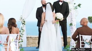 2024-06-09-hotel-vixen-season-2-episode-12-down-the-aisle_720P