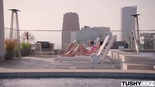 2021-08-08-vacay-fun_480P