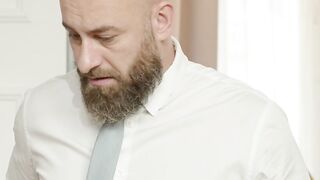 2023-12-26-896-about-gentlemans-bout-hd