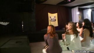2010-06-30-9086111-suck-some-dick-like-its-your-birthday_480