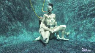 2018-02-11-scuba-munch-sloan-evelin_720