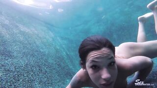 2019-02-10-kitty-carrera-uw-selfie-stick_720
