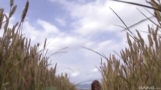 2017-07-27-bang-compiles-masturbation-scenes-of-horny-sluts-playing-with-pussy-540
