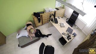 2018-04-13-54-this-delivery-girl-will-take-care-about-sd