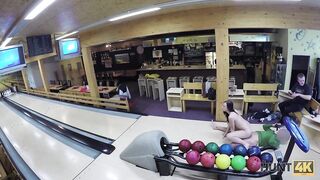 2018-01-15-76-sex-in-a-bowling-place-ive-got-strike-sd