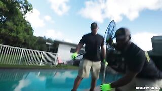 2026-03-31-11472219-gator-patrol_320