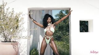 2023-05-06-8714981-totm-sun-goddess_480