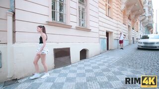 2026-09-02-1399-the-stroll-720
