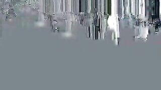 2026-05-08-18-years-supermarket-assistant-wants-to-record-por_720p