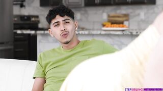 2025-07-30-223136-stepsis-likes-to-show-off-s29e10_960