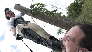 2012-05-02-muddyboots_720p