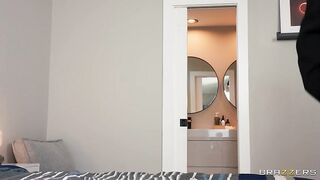2026-07-06-11503171-penthouse-or-bust_480
