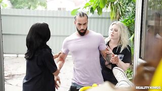 2023-07-15-9233461-emergency-threesome_480
