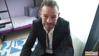 2024-09-12-10396791-foreign-exchange-student_480