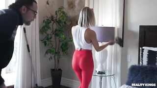 2023-05-22-8783161-fingering-the-sneaky-maid_480