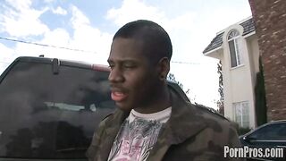 2009-02-18-horny-bikini-black-ghetto-bitches_950