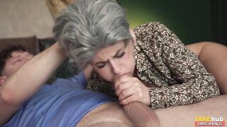 2024-04-10-9923011-the-very-horny-granny_480