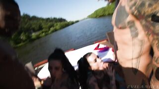 2022-09-20-209808-proxys-crazy-dp-orgy-boat-trip_576