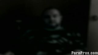 2009-09-01-blonde-newly-wed-whore_950