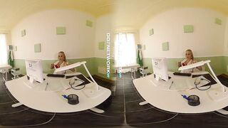 2017-08-30-35619-kinky-nurse-stuffs-pussy_WEB