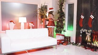 2023-12-24-nicole-arias-dp-threesome-xmas__sd