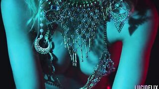 2023-12-16-ivy-wolfe-in-void_stream