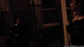 2013-11-15-60947-voracious-2-ep2-do-you-know-a-vampire_540p