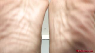 2026-09-30-ashlyn-peaks-in-your-face-6_1080