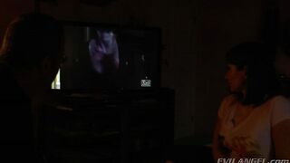 2013-11-27-69505-john-staglianos-commentaries_540p
